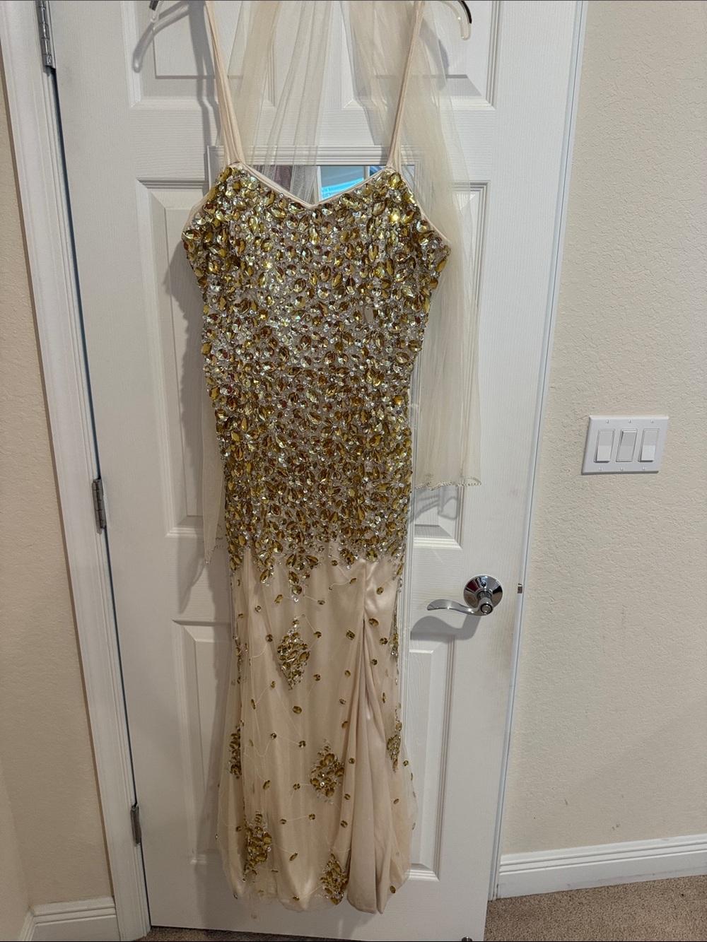 Elegant Gold Sequin Embellished Ivory Evening Dress